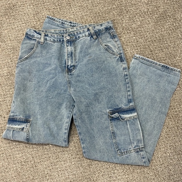 Cargo Jeans - Picture 6 of 7